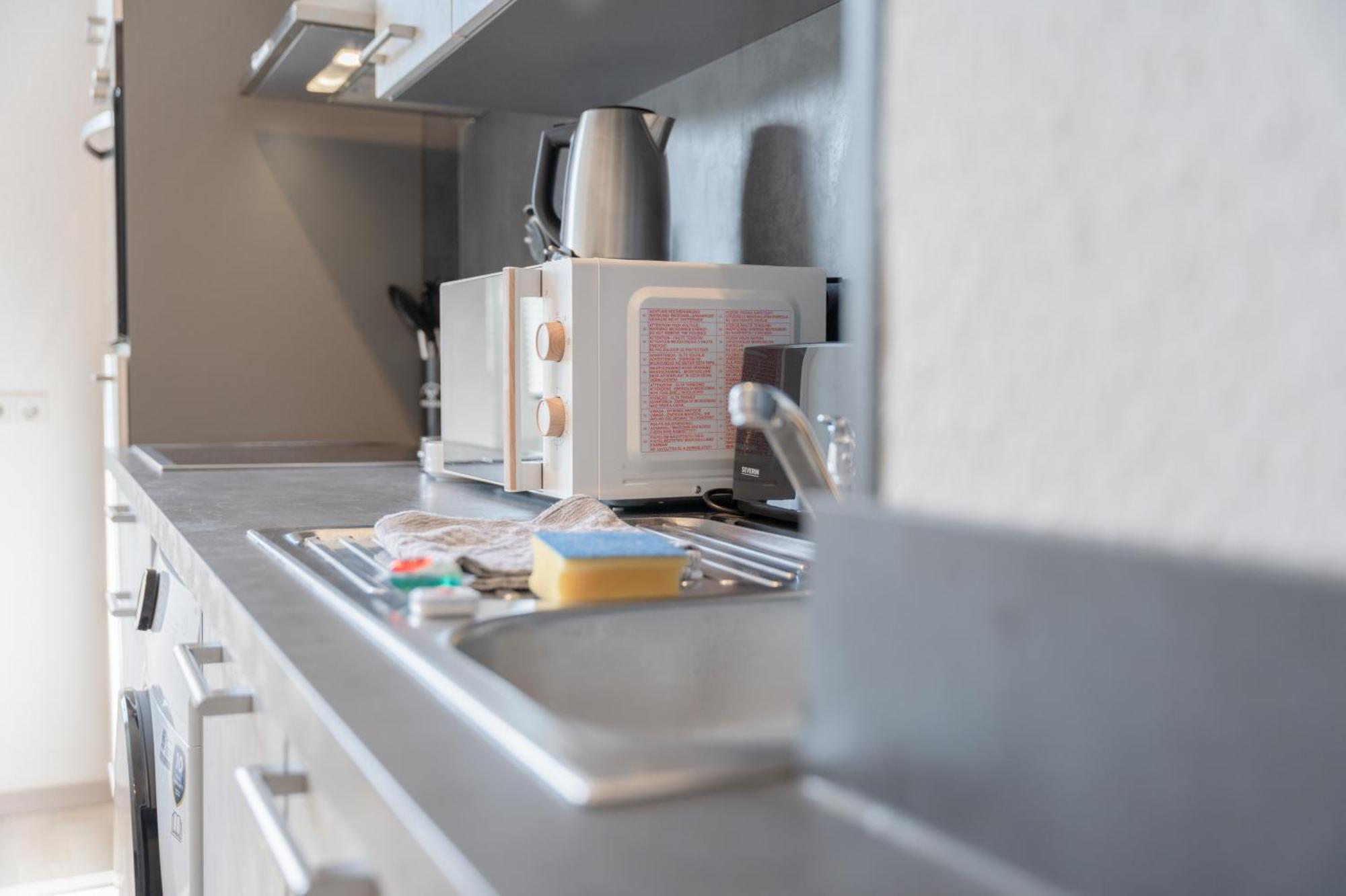 Modernes Apartment In Top Lage Komfortabel Eingerichtet Mit Arbeitsplatz Und Kueche - Geibelsuite ฮันโนเวอร์ ภายนอก รูปภาพ