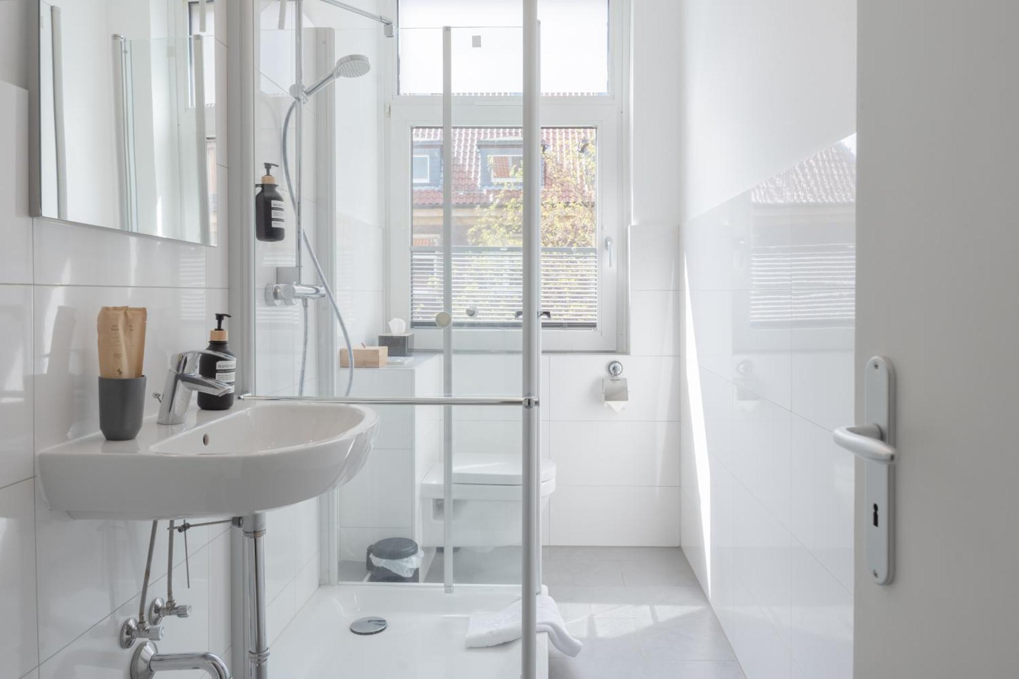 Modernes Apartment In Top Lage Komfortabel Eingerichtet Mit Arbeitsplatz Und Kueche - Geibelsuite ฮันโนเวอร์ ภายนอก รูปภาพ
