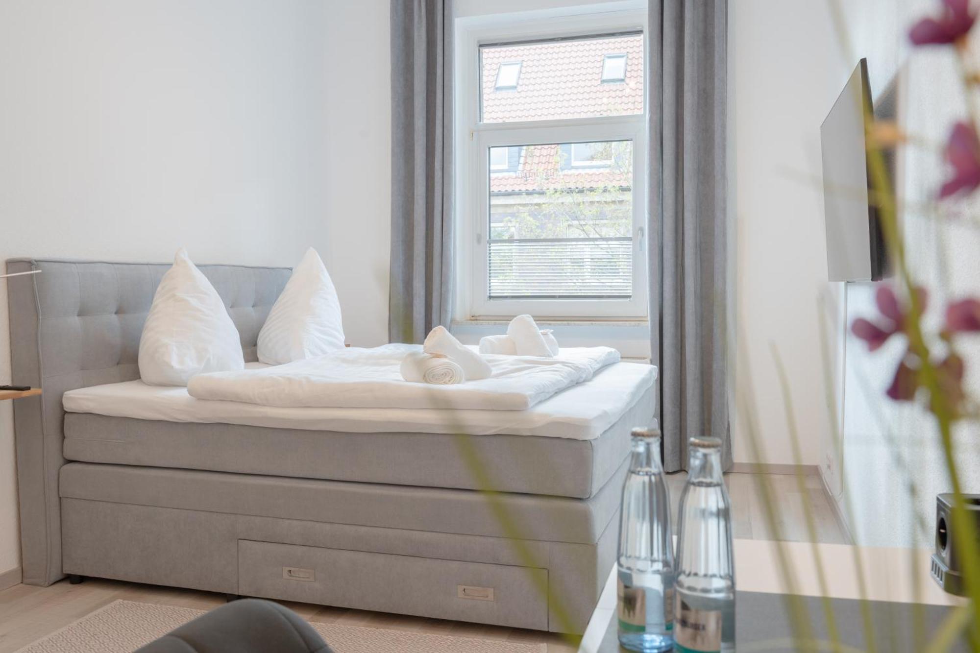 Modernes Apartment In Top Lage Komfortabel Eingerichtet Mit Arbeitsplatz Und Kueche - Geibelsuite ฮันโนเวอร์ ภายนอก รูปภาพ