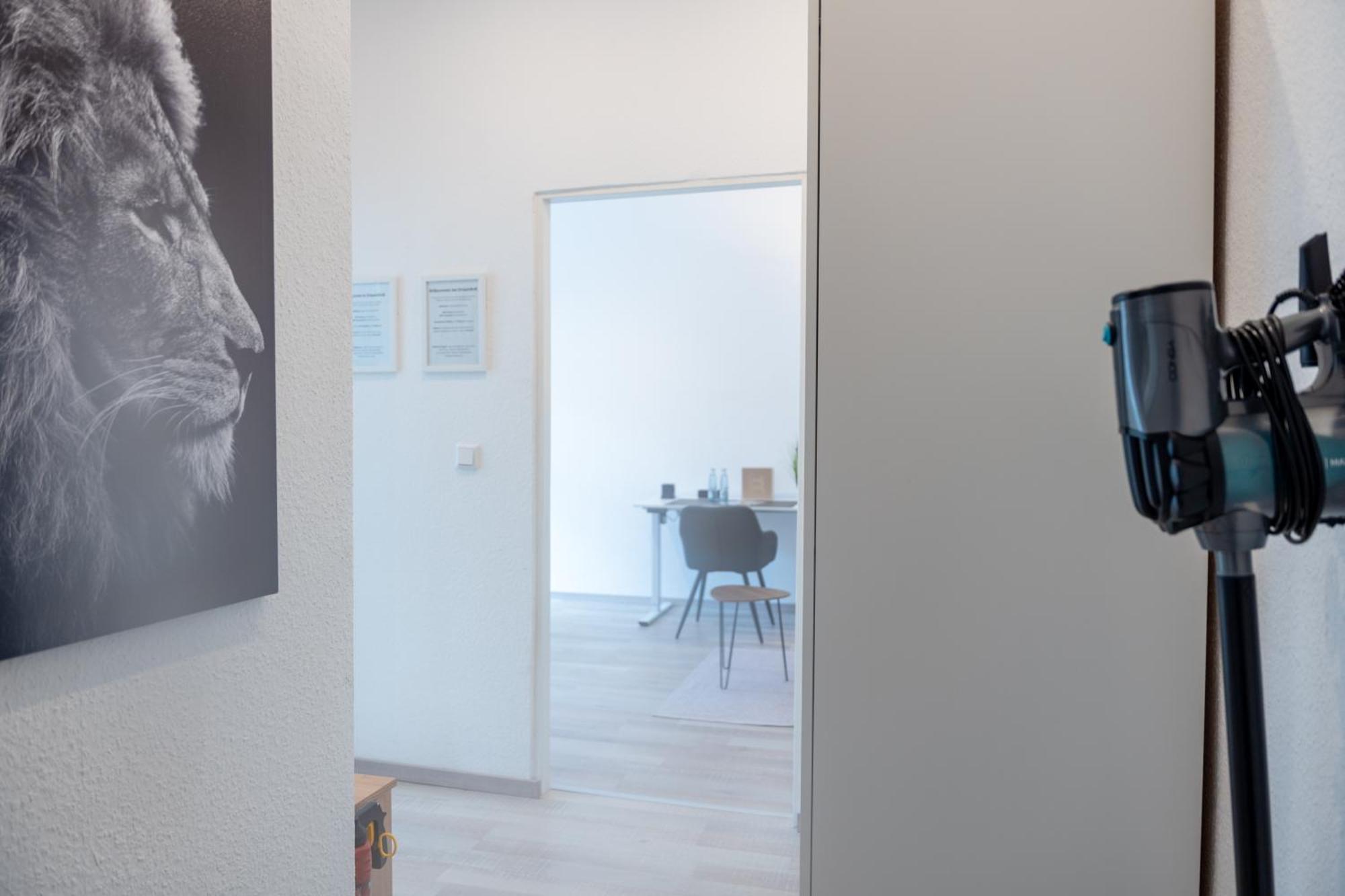 Modernes Apartment In Top Lage Komfortabel Eingerichtet Mit Arbeitsplatz Und Kueche - Geibelsuite ฮันโนเวอร์ ภายนอก รูปภาพ